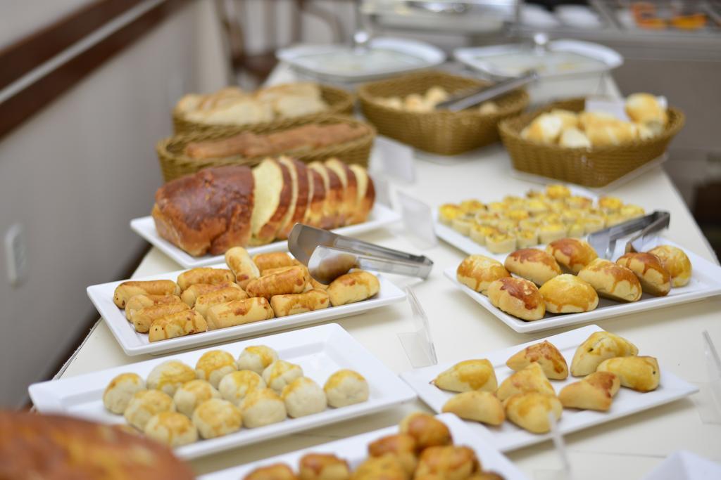 Champagnat Hotel 3*