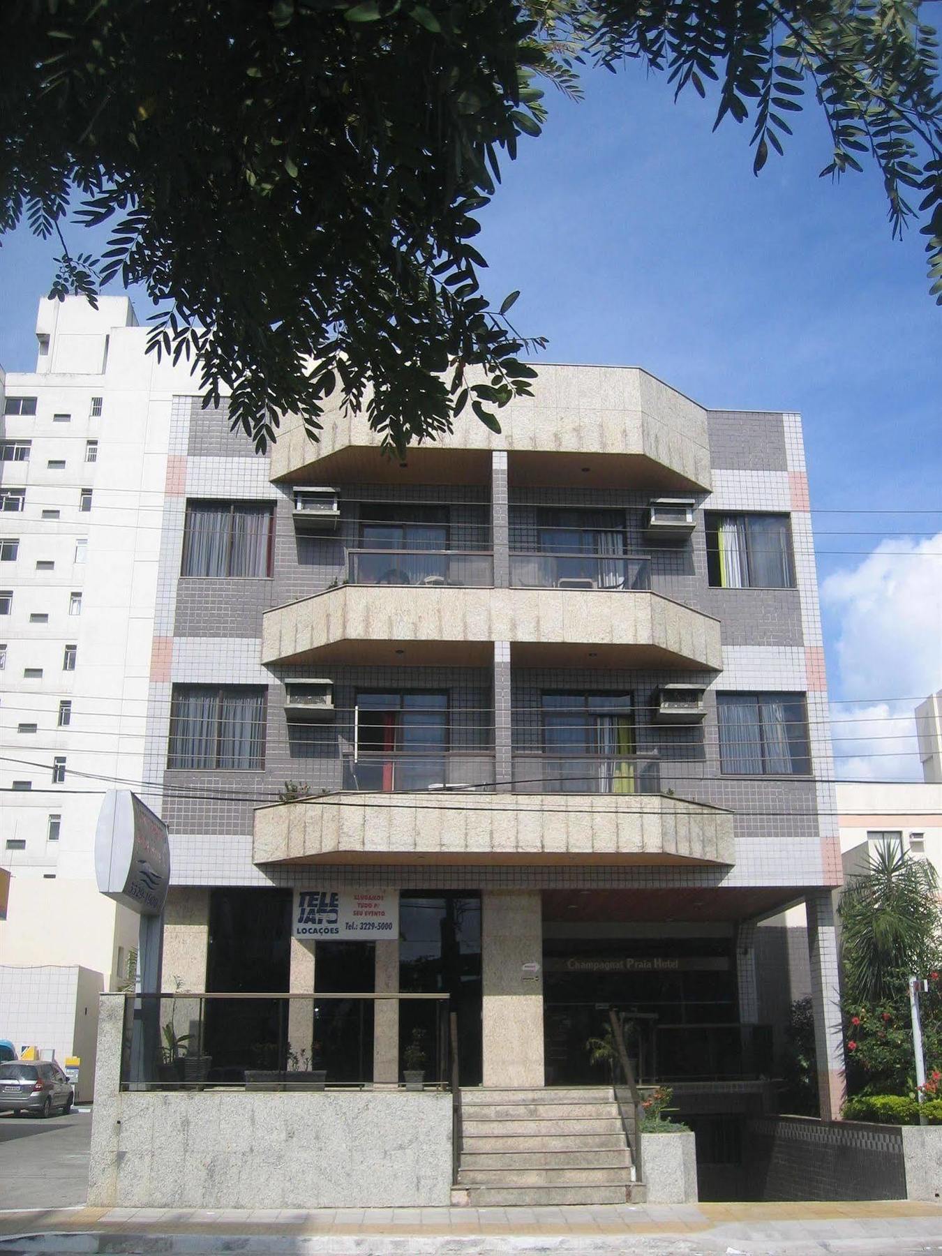 Champagnat Hotel